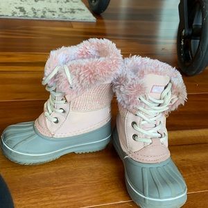 London Fog toddler boots size 6